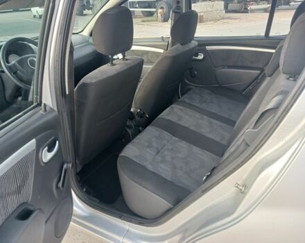 Серый Дачия Сандеро, объемом двигателя 1.4 л и пробегом 185 тыс. км за 5100 $, фото 5 на Automoto.ua