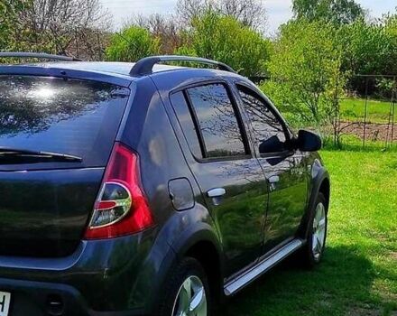 Серый Дачия Сандеро, объемом двигателя 1.6 л и пробегом 176 тыс. км за 6800 $, фото 1 на Automoto.ua