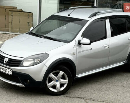 Серый Дачия Сандеро, объемом двигателя 1.46 л и пробегом 141 тыс. км за 5800 $, фото 2 на Automoto.ua