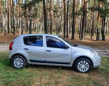 Серый Дачия Сандеро, объемом двигателя 1.2 л и пробегом 98 тыс. км за 5600 $, фото 4 на Automoto.ua