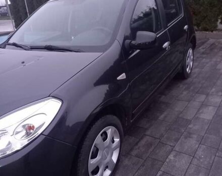 Серый Дачия Сандеро, объемом двигателя 1.6 л и пробегом 164 тыс. км за 4900 $, фото 2 на Automoto.ua