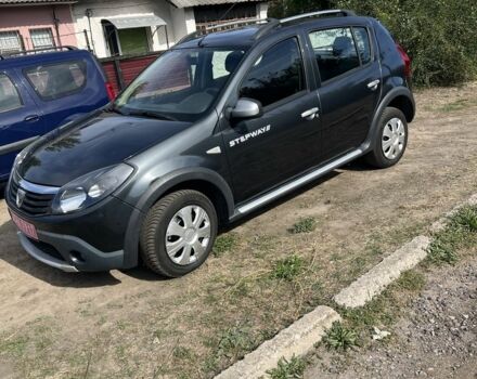 Сірий Дачія Sandero, об'ємом двигуна 1.6 л та пробігом 131 тис. км за 6400 $, фото 1 на Automoto.ua