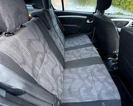 Сірий Дачія Sandero, об'ємом двигуна 1.4 л та пробігом 185 тис. км за 4999 $, фото 5 на Automoto.ua