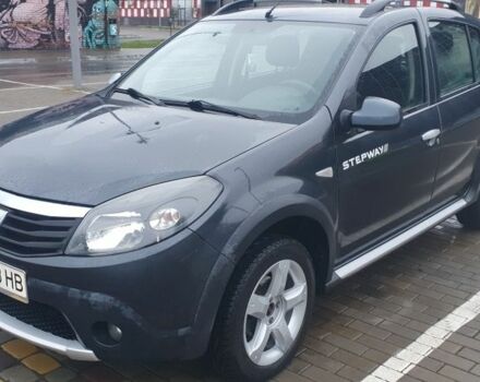 Серый Дачия Сандеро, объемом двигателя 1.6 л и пробегом 188 тыс. км за 6399 $, фото 1 на Automoto.ua