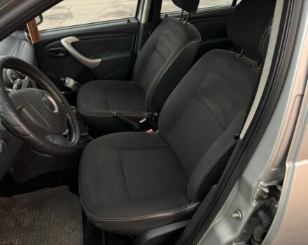 Серый Дачия Сандеро, объемом двигателя 1.6 л и пробегом 199 тыс. км за 6999 $, фото 2 на Automoto.ua