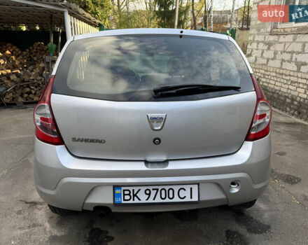 Серый Дачия Сандеро, объемом двигателя 1.15 л и пробегом 167 тыс. км за 5750 $, фото 5 на Automoto.ua