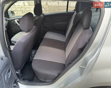 Серый Дачия Сандеро, объемом двигателя 1.15 л и пробегом 167 тыс. км за 5750 $, фото 16 на Automoto.ua