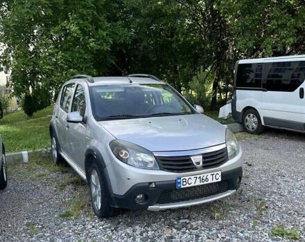 Серый Дачия Сандеро, объемом двигателя 1.5 л и пробегом 230 тыс. км за 5555 $, фото 1 на Automoto.ua