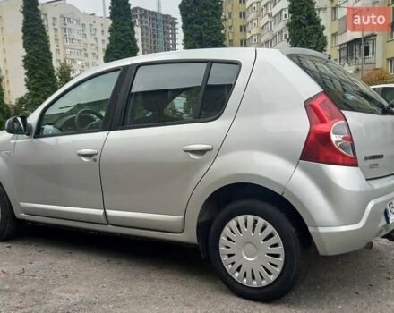 Серый Дачия Сандеро, объемом двигателя 1.5 л и пробегом 198 тыс. км за 5600 $, фото 2 на Automoto.ua