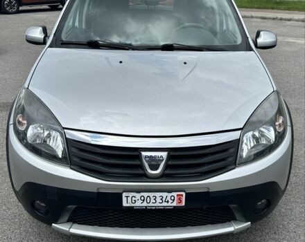 Сірий Дачія Sandero, об'ємом двигуна 1.6 л та пробігом 134 тис. км за 6900 $, фото 2 на Automoto.ua