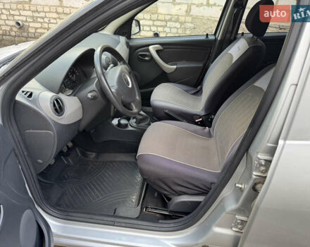 Серый Дачия Сандеро, объемом двигателя 1.15 л и пробегом 167 тыс. км за 5750 $, фото 14 на Automoto.ua