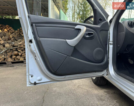 Серый Дачия Сандеро, объемом двигателя 1.15 л и пробегом 167 тыс. км за 5750 $, фото 13 на Automoto.ua