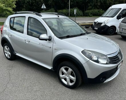 Сірий Дачія Sandero, об'ємом двигуна 1.6 л та пробігом 134 тис. км за 6900 $, фото 1 на Automoto.ua