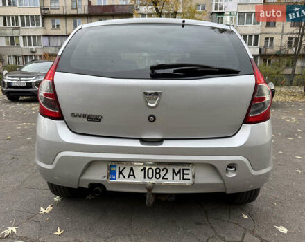 Сірий Дачія Sandero, об'ємом двигуна 1.2 л та пробігом 196 тис. км за 4400 $, фото 4 на Automoto.ua