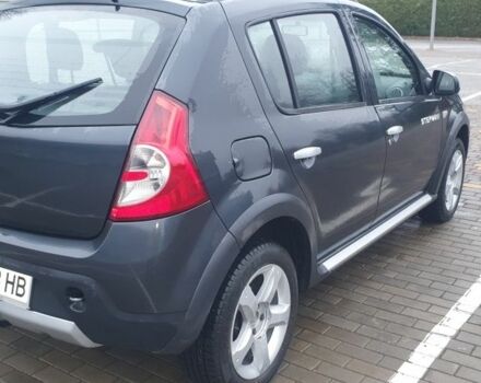 Серый Дачия Сандеро, объемом двигателя 1.6 л и пробегом 188 тыс. км за 6399 $, фото 3 на Automoto.ua