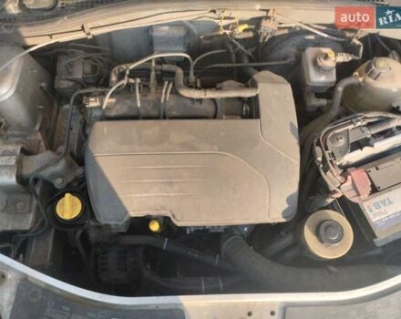 Серый Дачия Сандеро, объемом двигателя 1.15 л и пробегом 177 тыс. км за 4200 $, фото 9 на Automoto.ua