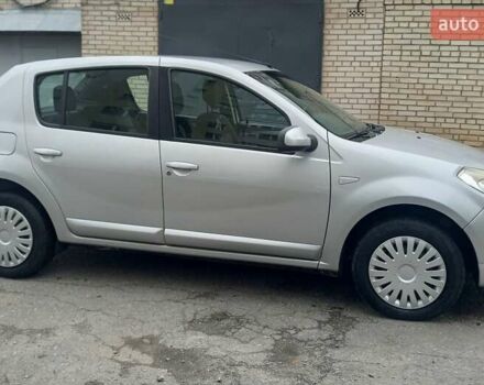 Серый Дачия Сандеро, объемом двигателя 1.5 л и пробегом 198 тыс. км за 5600 $, фото 5 на Automoto.ua