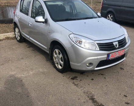 Сірий Дачія Sandero, об'ємом двигуна 1.2 л та пробігом 116 тис. км за 4600 $, фото 1 на Automoto.ua