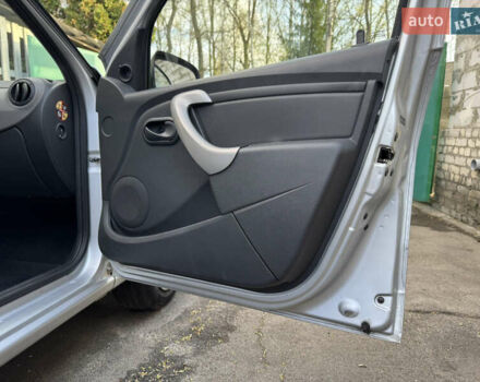 Серый Дачия Сандеро, объемом двигателя 1.15 л и пробегом 167 тыс. км за 5750 $, фото 20 на Automoto.ua