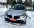 Сірий Дачія Sandero, об'ємом двигуна 1.6 л та пробігом 171 тис. км за 6999 $, фото 1 на Automoto.ua