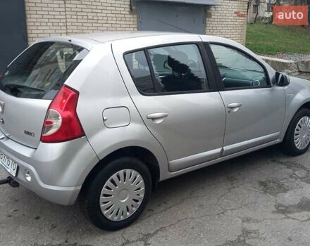 Серый Дачия Сандеро, объемом двигателя 1.5 л и пробегом 198 тыс. км за 5600 $, фото 4 на Automoto.ua