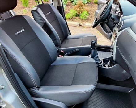 Серый Дачия Сандеро, объемом двигателя 1.5 л и пробегом 190 тыс. км за 6999 $, фото 5 на Automoto.ua