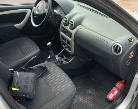 Сірий Дачія Sandero, об'ємом двигуна 1.46 л та пробігом 235 тис. км за 5200 $, фото 3 на Automoto.ua