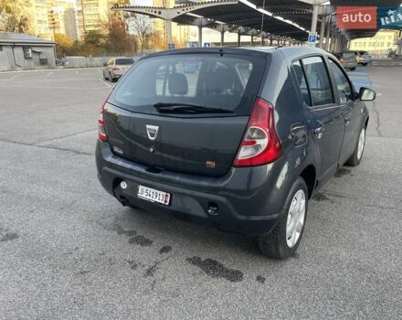 Дачія Sandero 2012 у Львові на Automoto.ua Сірий Дачія Sandero, об'ємом двигуна 1.6 л та пробігом 150 тис. км за 4900 $, фото 1 на Automoto.ua