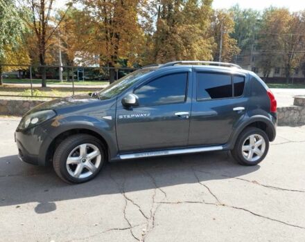 Серый Дачия Сандеро, объемом двигателя 1.6 л и пробегом 230 тыс. км за 6300 $, фото 3 на Automoto.ua