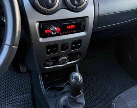 Дачія Sandero 2012 у Вінниці на Automoto.ua Сірий Дачія Sandero, об'ємом двигуна 1.6 л та пробігом 240 тис. км за 6200 $, фото 2 на Automoto.ua