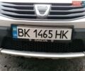Серый Дачия Сандеро, объемом двигателя 1.6 л и пробегом 156 тыс. км за 8000 $, фото 1 на Automoto.ua