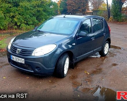Дачія Sandero 2012 у Долинской на Automoto.ua Сірий Дачія Sandero, об'ємом двигуна 1.1 л та пробігом 164 тис. км за 4300 $, фото 1 на Automoto.ua