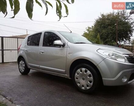 Сірий Дачія Sandero, об'ємом двигуна 1.5 л та пробігом 235 тис. км за 4900 $, фото 4 на Automoto.ua