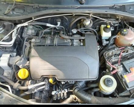 Серый Дачия Сандеро, объемом двигателя 1.2 л и пробегом 290 тыс. км за 4600 $, фото 5 на Automoto.ua