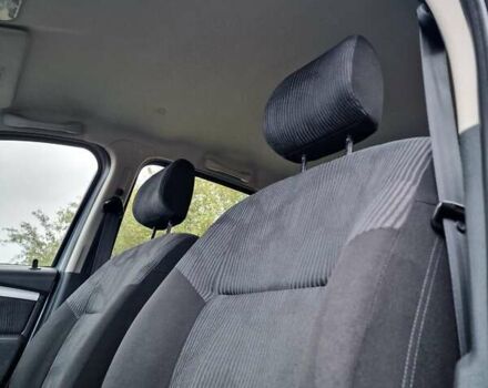 Сірий Дачія Sandero, об'ємом двигуна 1.6 л та пробігом 142 тис. км за 5599 $, фото 37 на Automoto.ua