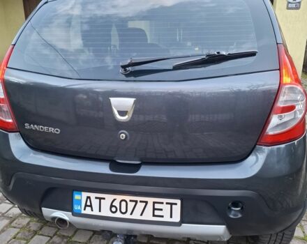 Серый Дачия Сандеро, объемом двигателя 1.6 л и пробегом 200 тыс. км за 6400 $, фото 4 на Automoto.ua