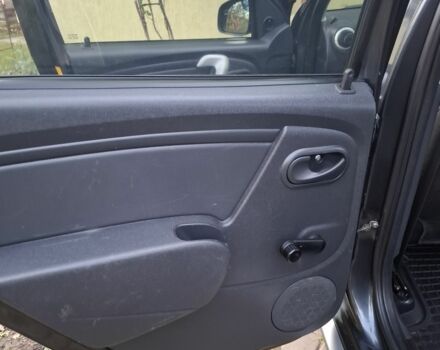 Серый Дачия Сандеро, объемом двигателя 1.6 л и пробегом 200 тыс. км за 6400 $, фото 20 на Automoto.ua