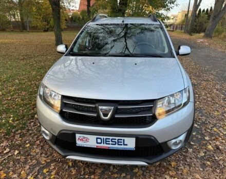 Серый Дачия Сандеро, объемом двигателя 1.5 л и пробегом 189 тыс. км за 5499 $, фото 1 на Automoto.ua