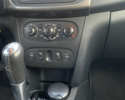 Серый Дачия Сандеро, объемом двигателя 1.5 л и пробегом 107 тыс. км за 8750 $, фото 7 на Automoto.ua