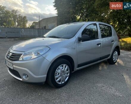 Сірий Дачія Sandero, об'ємом двигуна 1.4 л та пробігом 172 тис. км за 4700 $, фото 1 на Automoto.ua