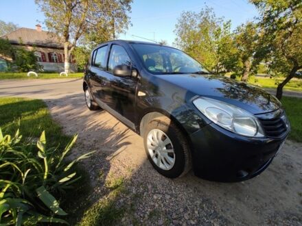 Дачія Sandero 2008 у Черкасах на Automoto.ua Сірий Дачія Sandero, об'ємом двигуна 1.4 л та пробігом 200 тис. км за 4700 $, фото 1 на Automoto.ua