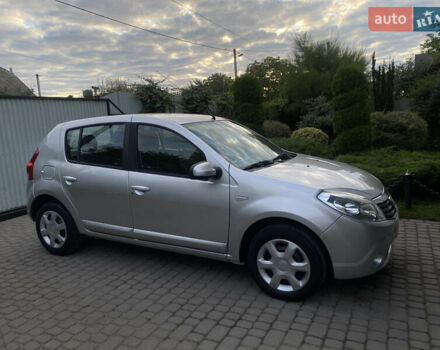 Сірий Дачія Sandero, об'ємом двигуна 1.6 л та пробігом 220 тис. км за 5350 $, фото 1 на Automoto.ua