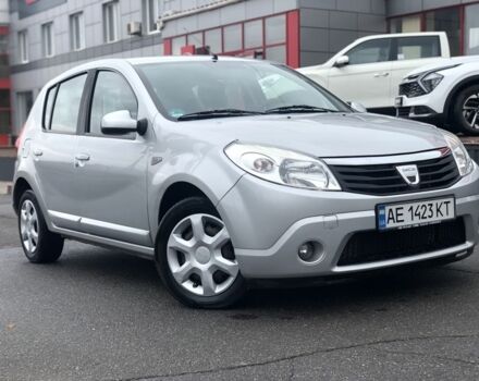 Сірий Дачія Sandero, об'ємом двигуна 1.6 л та пробігом 138 тис. км за 5100 $, фото 1 на Automoto.ua