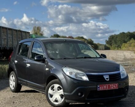 Серый Дачия Сандеро, объемом двигателя 1.4 л и пробегом 173 тыс. км за 5400 $, фото 1 на Automoto.ua