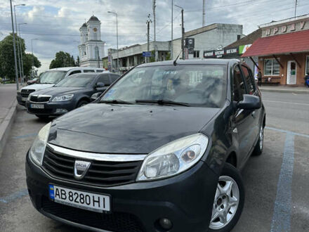 Дачія Sandero 2008 у Ладижин на Automoto.ua Сірий Дачія Sandero, об'ємом двигуна 1.6 л та пробігом 245 тис. км за 4400 $, фото 1 на Automoto.ua