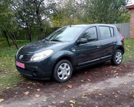 Дачия Сандеро 2008 в Конотопе на Automoto.ua Серый Дачия Сандеро, объемом двигателя 1.4 л и пробегом 184 тыс. км за 4700 $, фото 1 на Automoto.ua