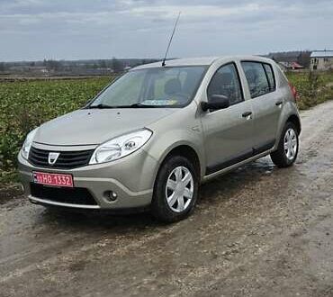 Серый Дачия Сандеро, объемом двигателя 1.39 л и пробегом 205 тыс. км за 4300 $, фото 1 на Automoto.ua
