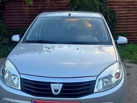 Дачія Sandero 2009 у Новониколаевке на Automoto.ua Сірий Дачія Sandero, об'ємом двигуна 1.6 л та пробігом 187 тис. км за 5500 $, фото 1 на Automoto.ua