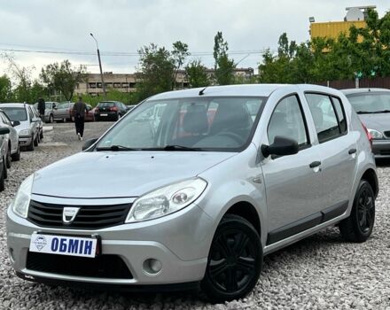 Сірий Дачія Sandero, об'ємом двигуна 1.4 л та пробігом 133 тис. км за 5400 $, фото 1 на Automoto.ua