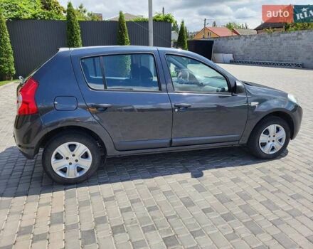 Серый Дачия Сандеро, объемом двигателя 1.2 л и пробегом 81 тыс. км за 5000 $, фото 1 на Automoto.ua